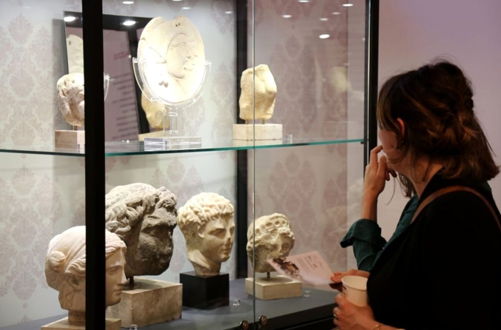 La mostra archeologica dell'École française de Rome: oltre 200 reperti greci, etruschi e laziali