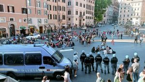 Ultima Generazione occupa piazza Barberini