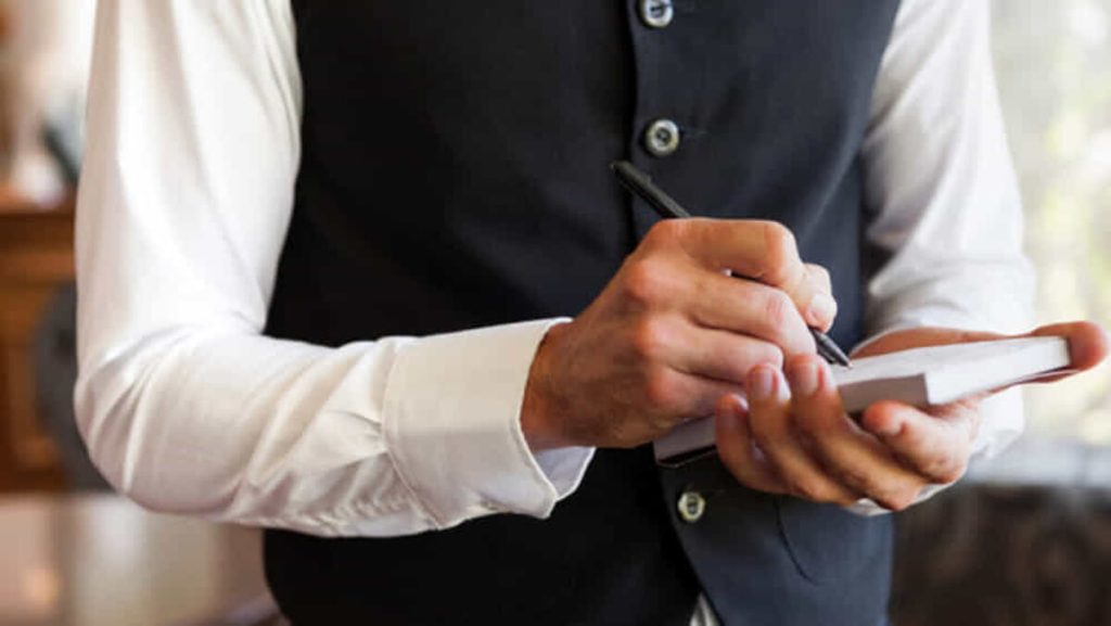 Nel 2023 a Roma hanno chiuso 2.844 bar e ristoranti