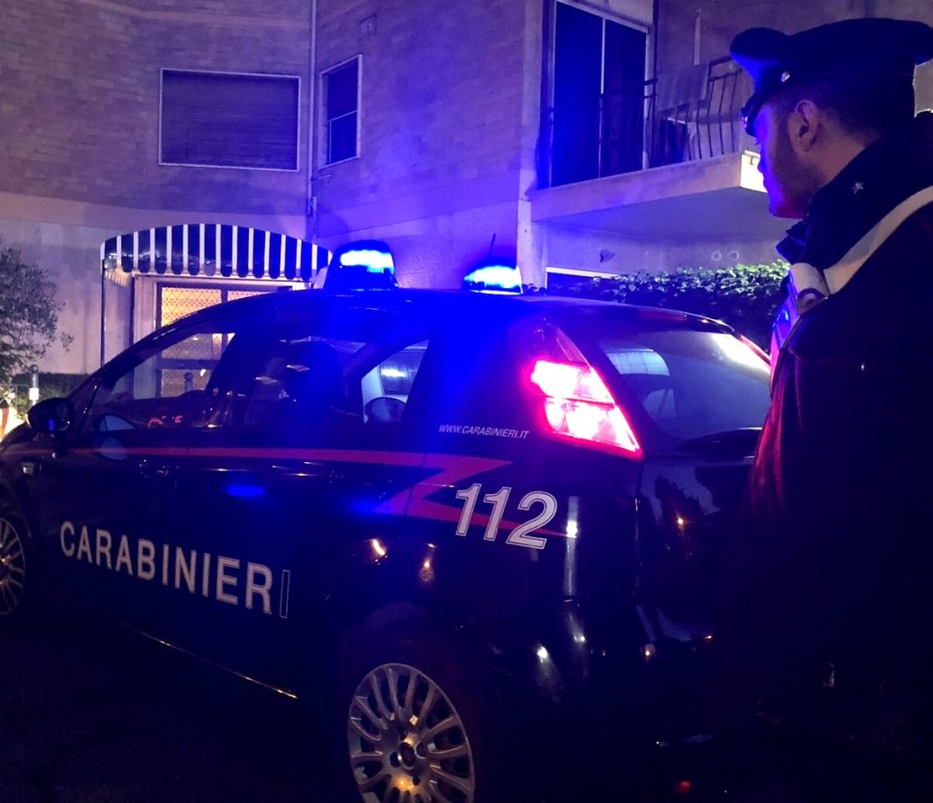 Giovane accoltellato al Quarticciolo per il controllo della piazza di spaccio