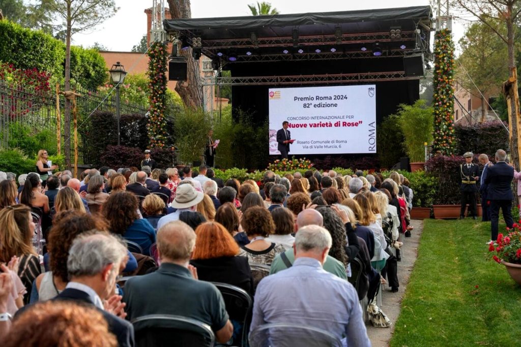 Premio Roma 2024, il successo dell’82esima edizione: premiate le rose di Francia, Germania e Belgio