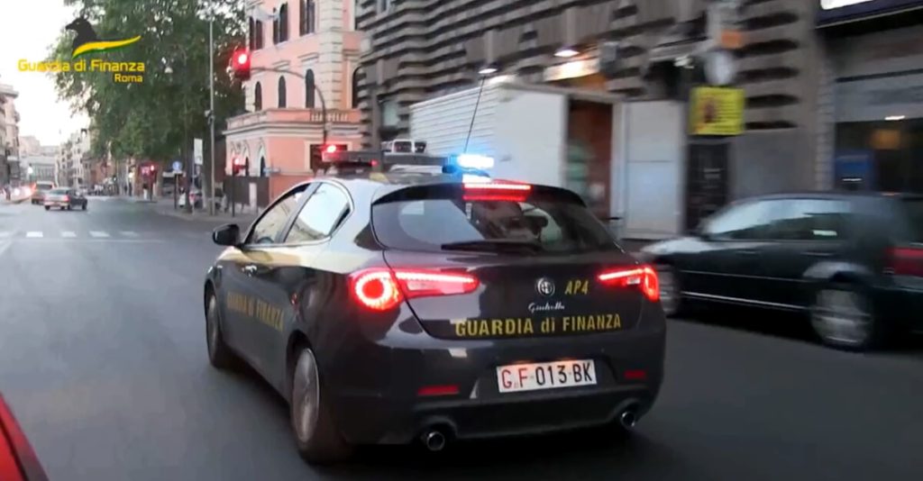 Fatture false per oltre 100 milioni di euro, undici arresti