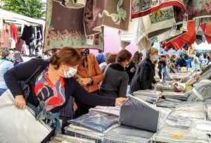 Ambulanti, via libera al bando: interessa 12mila licenze