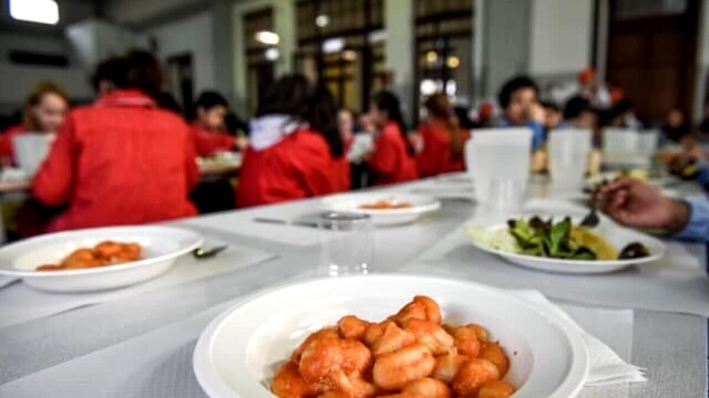 Che fine ha fatto il bando da 6 milioni di euro per le nuove strumentazioni nelle mense scolastiche