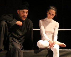 Derubata dell'attrezzatura a 15 giorni dallo spettacolo, compagnia di artisti lancia una raccolta fondi