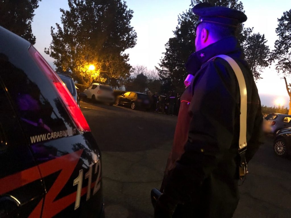 Picchiato e rapinato da due uomini sulla Palmiro Togliatti