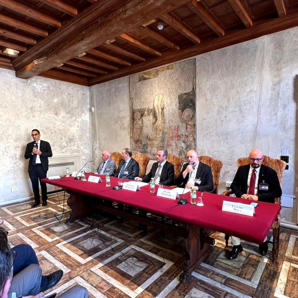 Il Premio Strega arriva nelle periferie. A Tor Bella Monaca la premiazione dei migliori giovani scrittori