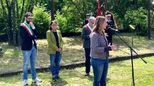 VIDEO | "Vedere l'orrore per evitare che accada ancora": gli studenti di Roma al campo di concentramento di Fossoli