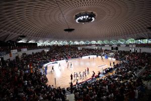Un Palazzetto dello Sport da brividi spinge la Virtus alla vittoria in gara-1 della semifinale
