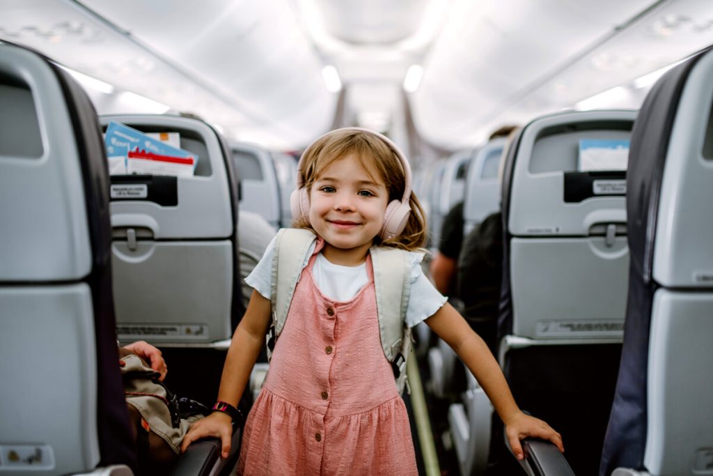 Comfort di lungo raggio: i gadget essenziali per un volo di 10 o più ore