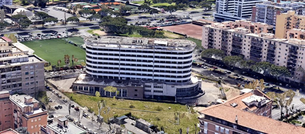 Che fine farà il “bidet” di San Paolo. Ecco chi ha comprato l’albergo abbandonato e cosa vuole farne