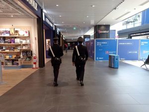 Undici ladri fermati al duty free di Fiumicino. Furti per 4500 euro 