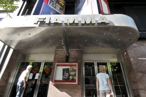 Attori e registi si mobilitano per il cinema Fiamma: "No alla vendita"