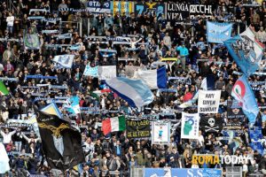 La Curva Nord e i comandamenti contro Lotito