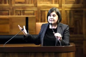 Elena Beccalli è la nuova rettrice dell'Università Cattolica, è la prima donna a guidare l'ateneo