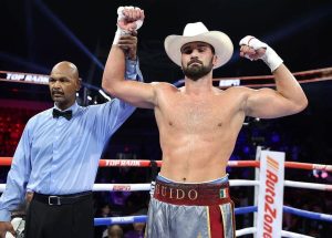 Boxe, Guido Vianello rinnova con la Top Rank. Il peso massimo romano resta a Las Vegas