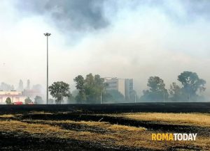 Incendio a Tor Vergata, evacuata la facoltà di Lettere