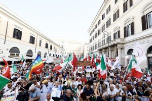 Due studenti di sinistra aggrediti a Roma: "Sono stati i neofascisti"