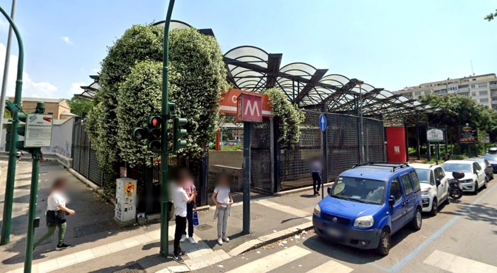 Metro di sangue, un altro accoltellato dopo una lite. Un uomo lotta tra la vita e la morte