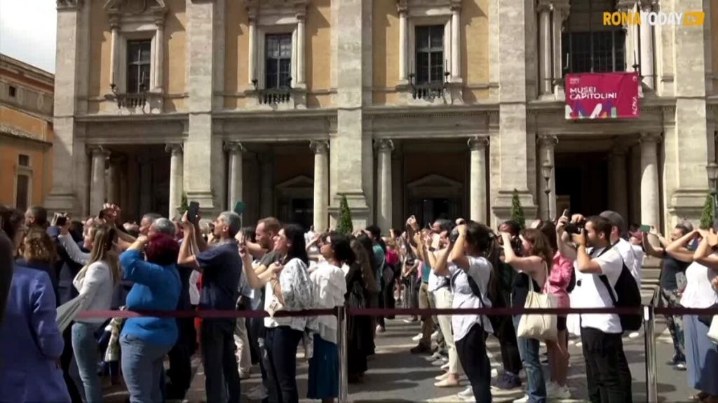 VIDEO | Papa Francesco visita il Campidoglio e racconta la sua Roma: "Unica al mondo, grazie per il lavoro che fate"