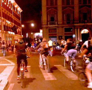 Pedalata di Luna Piena delle Fragole