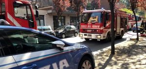 Si barrica in casa con la madre allettata, paura a Villa Fiorelli