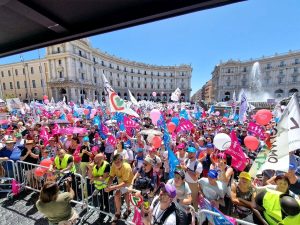 Pro Vita, in corteo contro l’aborto tra le strade di Roma: "Siamo in 30mila"