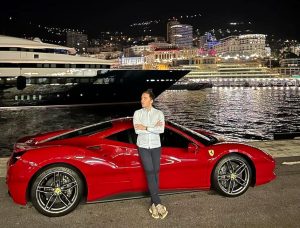 L'impero di carta di Andrea Prosperi e le sue aziende Pro. Quando il business è il lusso ostentato sui social