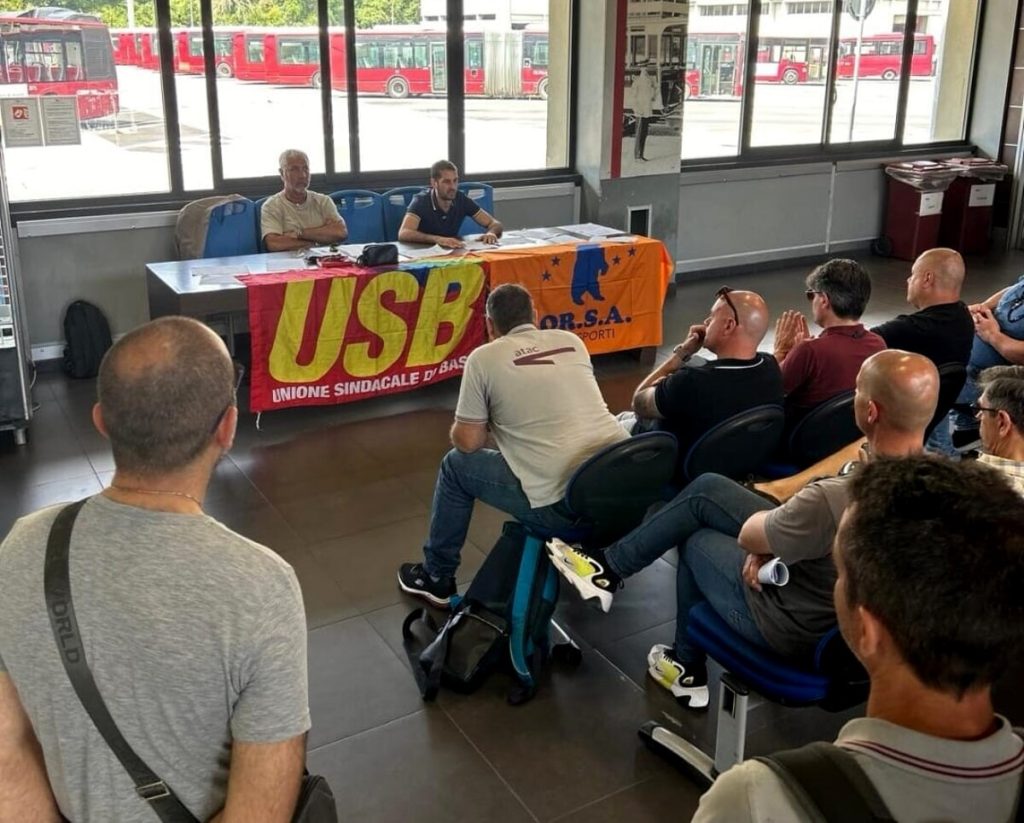 Straordinari per i giovani autisti, i veterani di Atac contro il nuovo accordo: "Al fianco dei neo assunti"