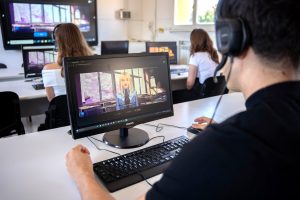 Maturità 2024, in una scuola di Roma l'esame orale si prepara con un professore virtuale. Video