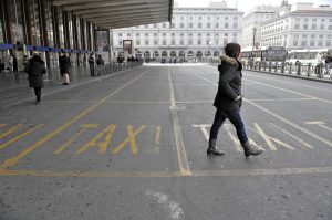 Le tariffe dei taxi aumentano, ma i tassisti vogliono ancora più soldi
