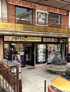 Addio alla storica profumeria Mimmo Sport di Casalotti