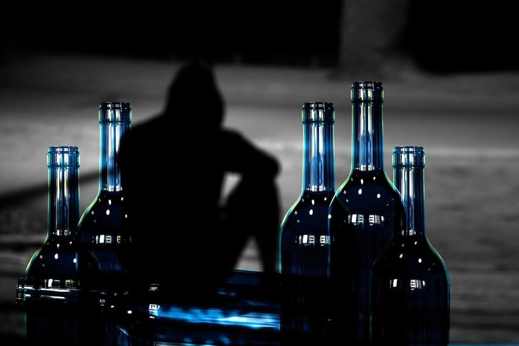 "Ciao, siamo romani e abbiamo un problema: beviamo troppo"