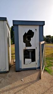 Vandali devastano il Parco Kristiansen. Oddo (FDI): "C'è poca sicurezza nel nostro territorio"