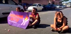 Dopo il femminicidio di Manuela Petrangeli le attiviste bloccano la Portuense