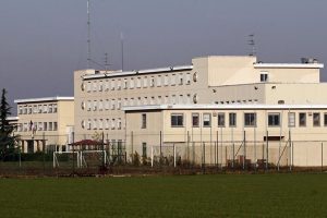 Disordini nel carcere di Velletri, distrutte le telecamere