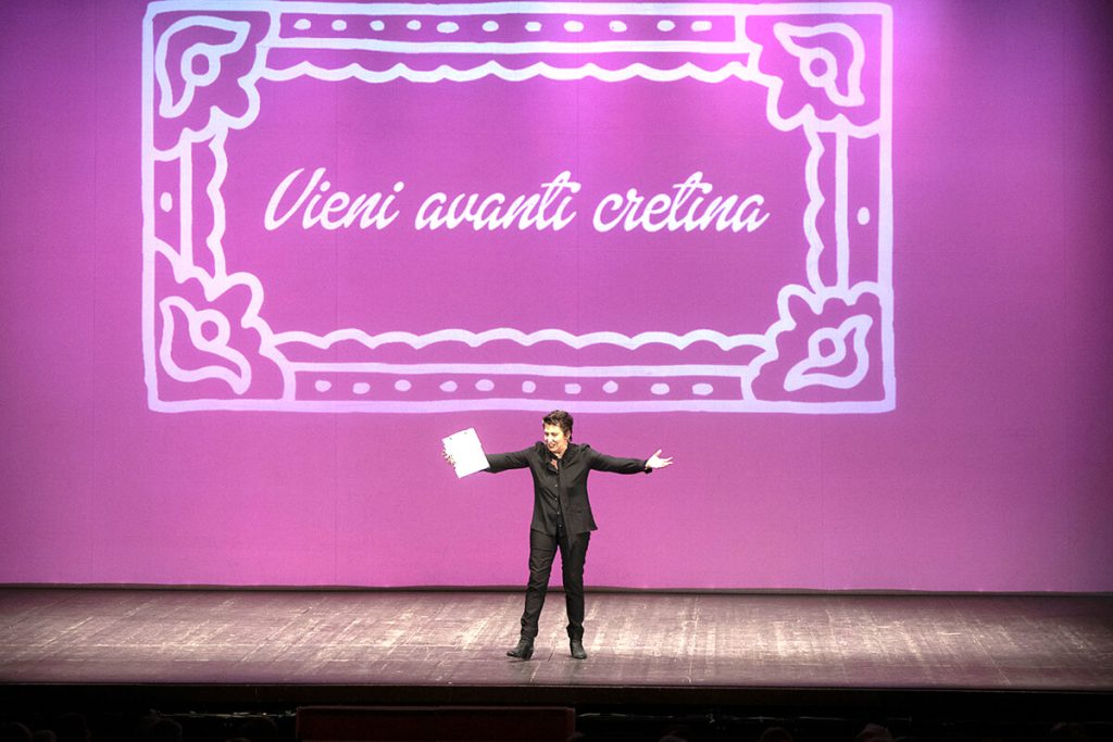 Serena Dandini in "Vieni avanti cretina. Next!" a Ostia Antica Festival