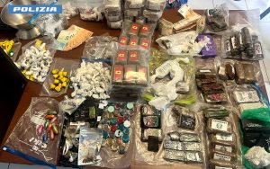 Un appartamento in affitto come deposito per la droga