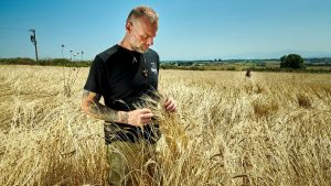“Produco tutto coi miei grani laziali”. Gabriele Bonci ci racconta gli agricoltori della sua filiera