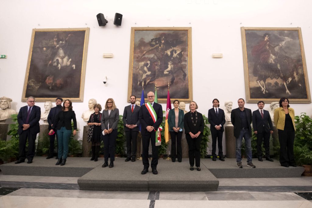 La giunta Gualtieri approva la variazione di bilancio. Più soldi per sociale, emergenza abitativa e scuole
