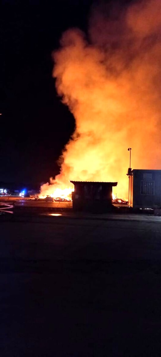 Incendio deposito di rifiuti della Ecoimballaggi, valori di diossina alti: i dati di Arpa