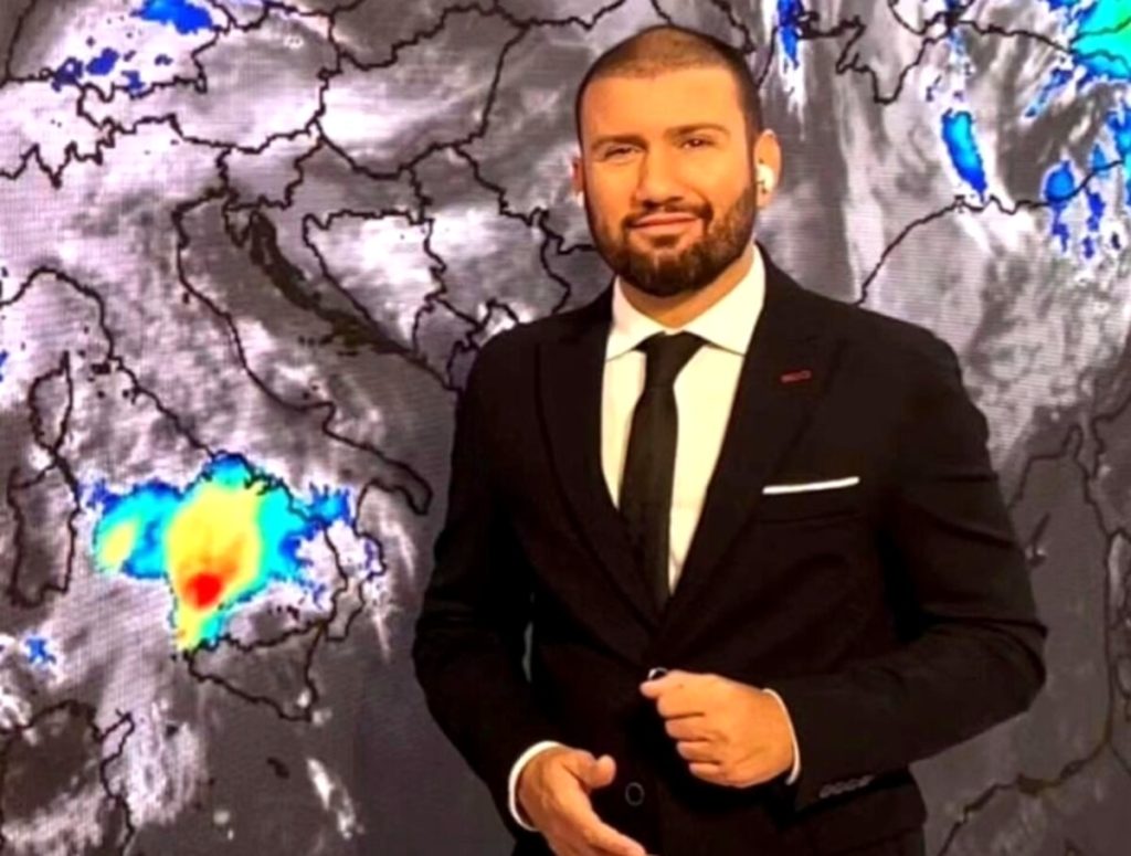 La denuncia del meteorologo star della tv: "A Roma ho ricevuto insulti omofobi da un cameriere"