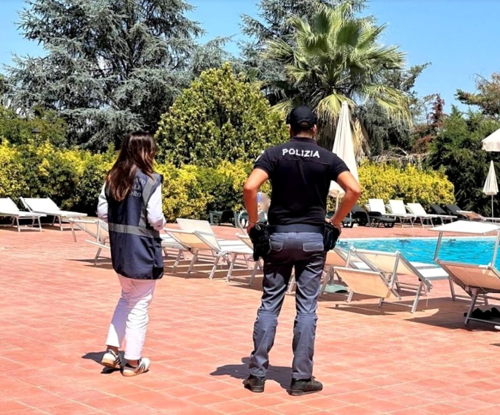 Chiuso centro estivo a est di Roma, lavoratori in "nero" e senza norme di sicurezza per i dipendenti