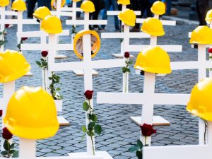 Dall'inizio del 2024 già 40 morti sul lavoro nel Lazio. E i sindacati chiedono un incontro a Gualtieri