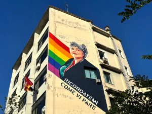 Inaugurato il murale per Michela Murgia: "Siamo il municipio dei diritti"