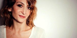 "Dal vivo sono molto meglio", Paola Minaccioni al Castello di Santa Severa