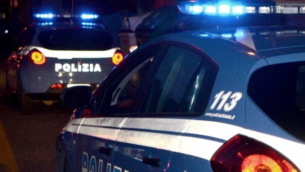 "Se non mi date da bere vi accoltello". Arrestato figlio violento