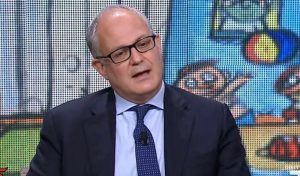 Classifica sindaci, Gualtieri sempre più giù: è terz'ultimo in Italia