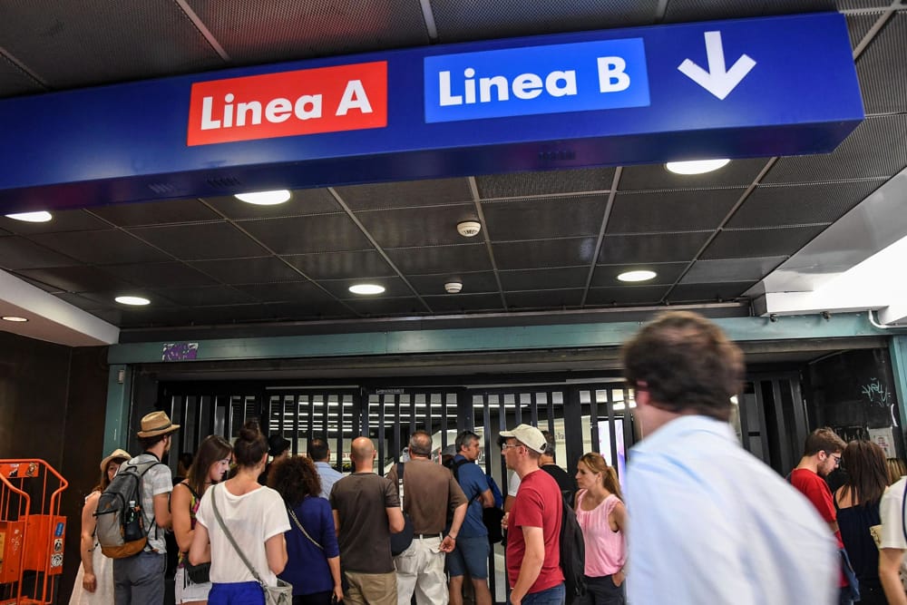 Sciopero a Roma giovedì 4 luglio dopo la morte di un impiegato in un deposito Atac