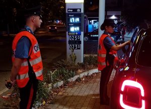 Ubriachi alla guida sul litorale, patenti ritirate e multe per 25mila euro